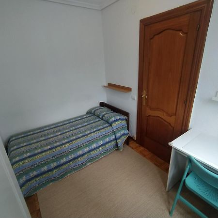 Apartamento Cerca De Las Playas Y Centro سانتاندر المظهر الخارجي الصورة